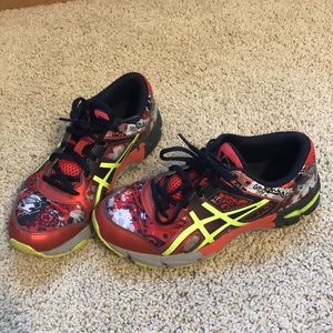 Barely worn ASICS